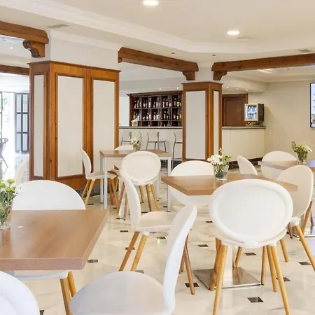 Hotel Ilunion Hacienda De 4*